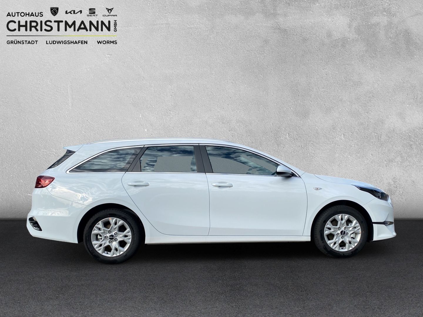 Fahrzeugabbildung Kia Ceed_sw VISION 1.5 T-GDI *KOMFORT-PLUS-PAKET*NAV