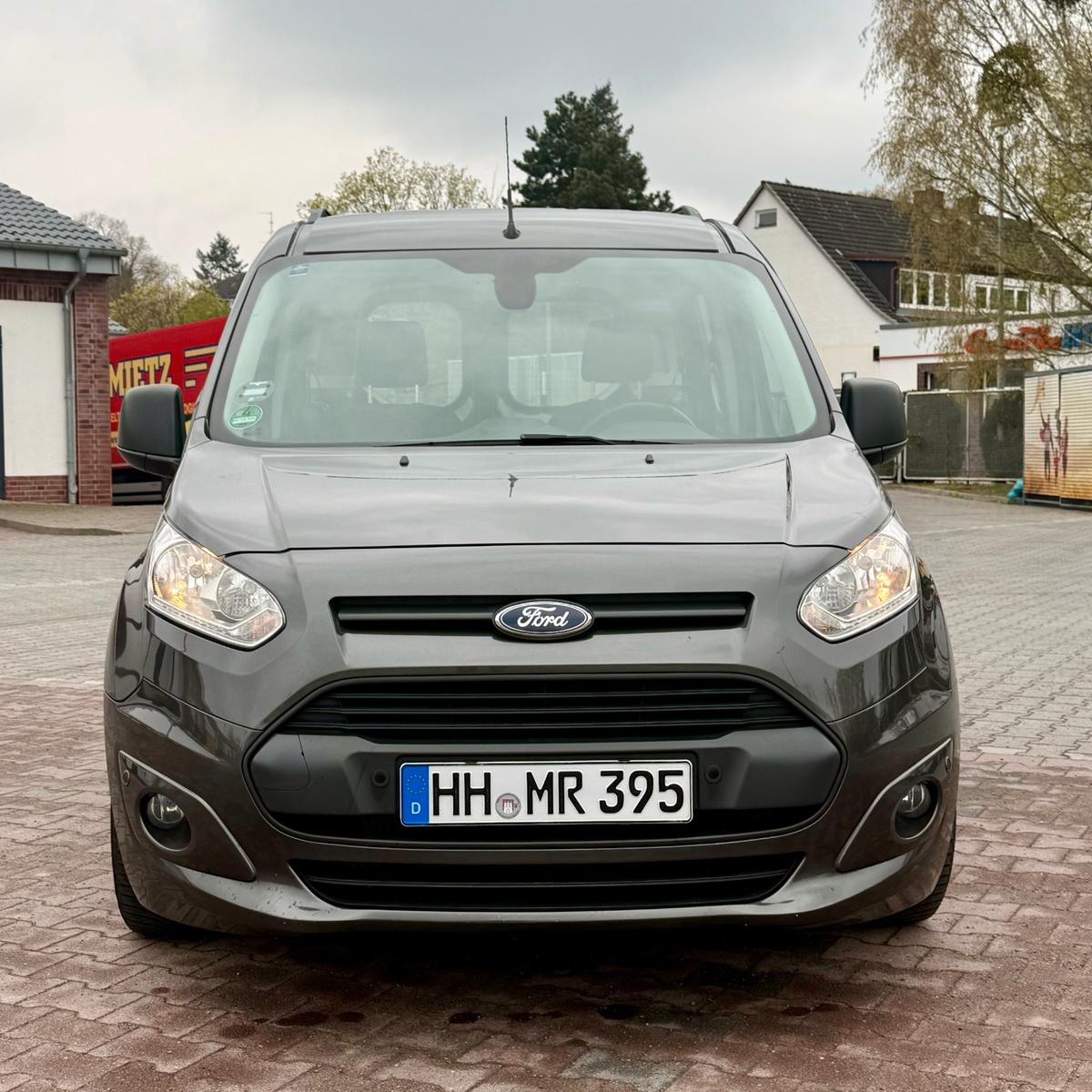 Ford Transit Connect L2 | Micro-Camper + Familie