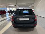 Skoda Octavia Combi Elegance 2.0 TDI,Scheckheft,1.Hand - Skoda Octavia: Combi Elegance