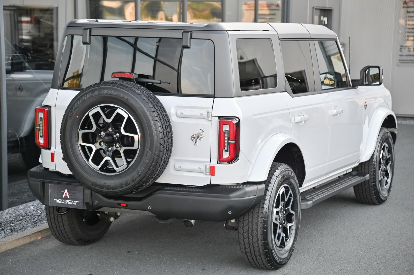 Ford Bronco 2.7 EcoBoost 4x4 Outer Banks* Vollleder*