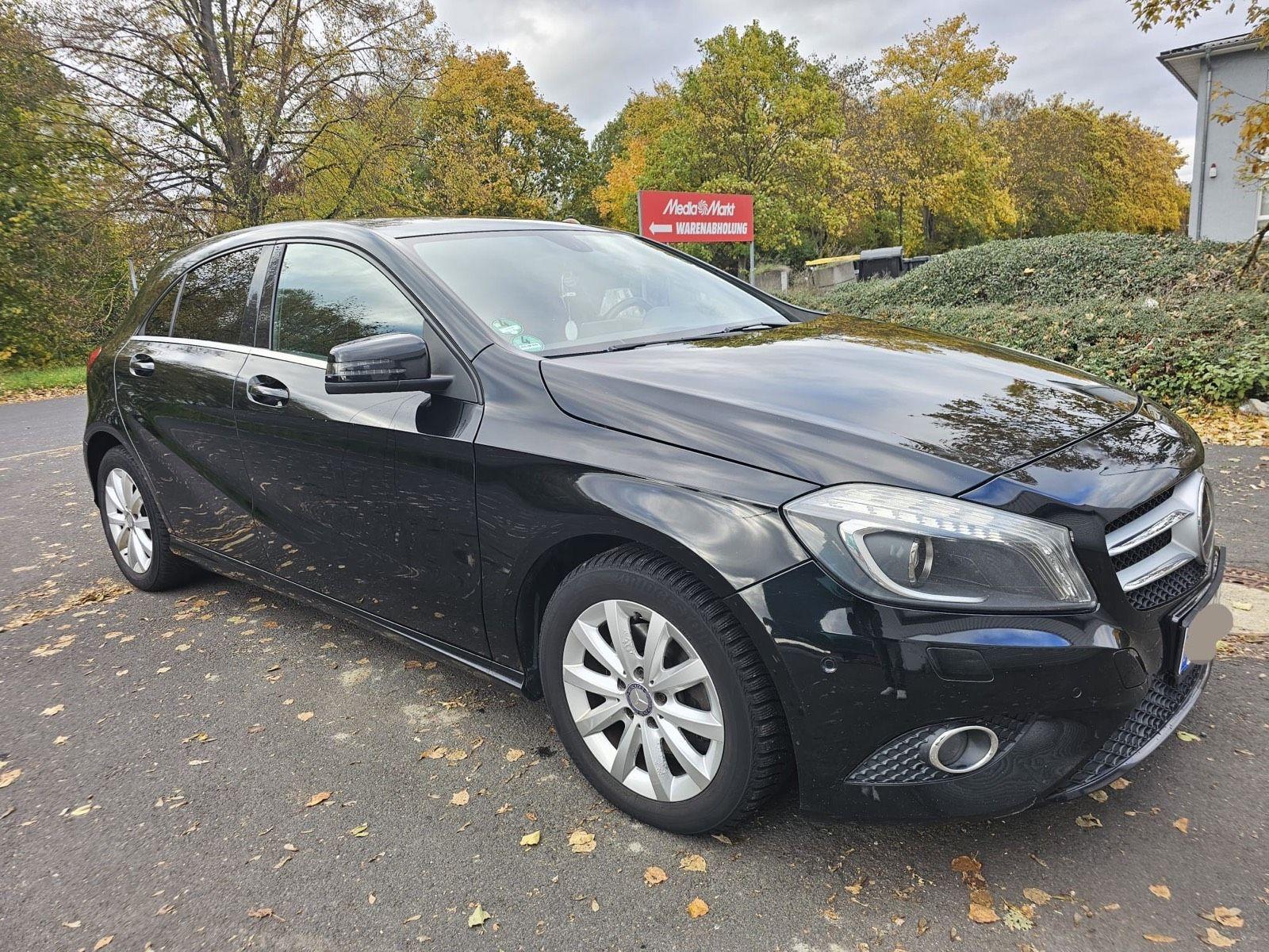 Mercedes-Benz A 220