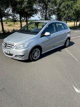 Mercedes-Benz B 150 BlueEFFICIENCY - - gebrauchte Mercedes-Benz B 150 aus dem Jahr 2009