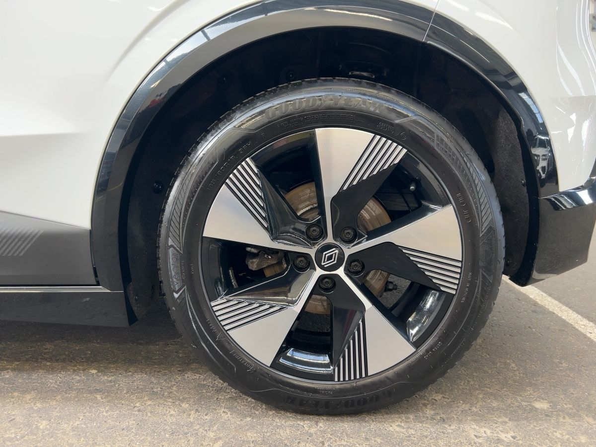 Renault Megane E-TECH - Bild 19