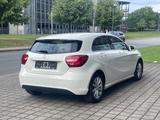 Mercedes-Benz A  Klasse 160 SHZ/KLIMA/SPORTSZ/PDC/TEILLEDER - Mercedes-Benz A 160 in Duisburg