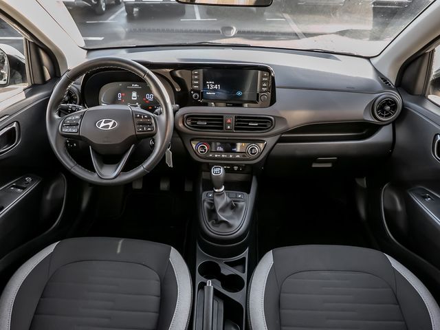 Hyundai i10 1.0 Trend Spurhalteassistent Kamera Navi