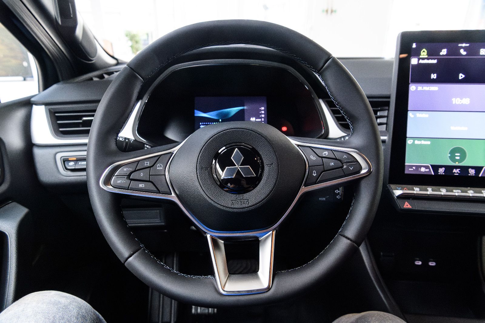 Fahrzeugabbildung Mitsubishi Diamant PLUS Black  Edition 1.8 HEV  +LED +