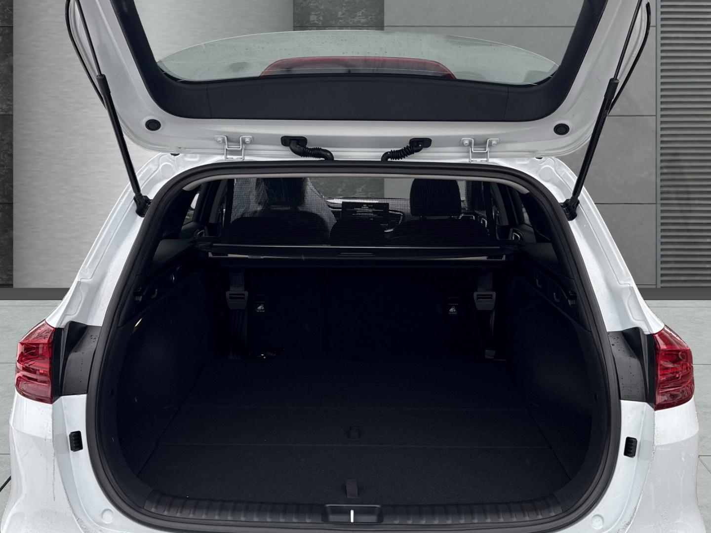 Kia Ceed_sw Ultimate Edition Mild-Hybrid DCT Style-P