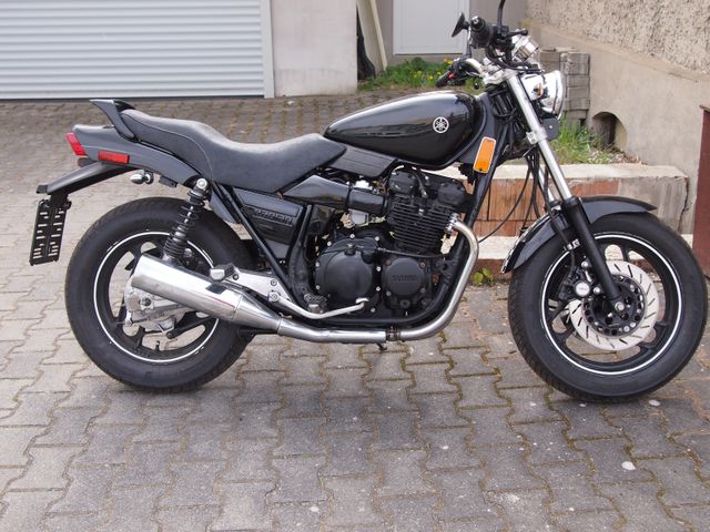 Yamaha YX 600 Radian