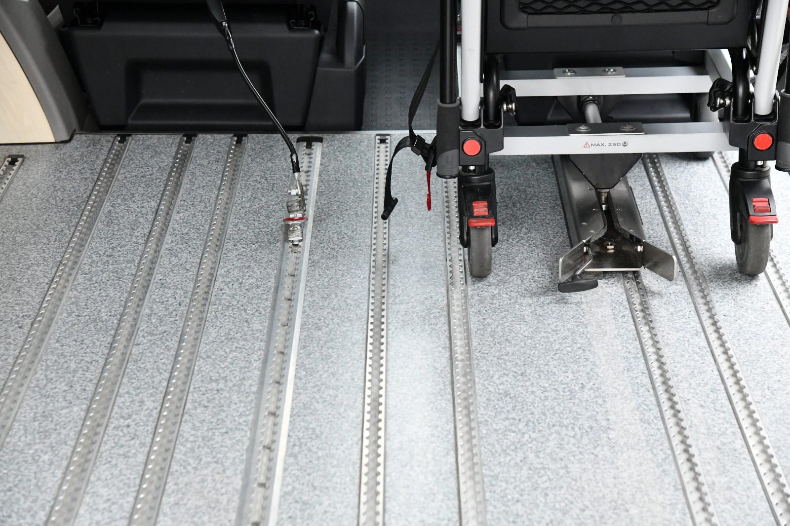Volkswagen T6 TAXI-Kombi Kranken - Behindertengerecht L2H2