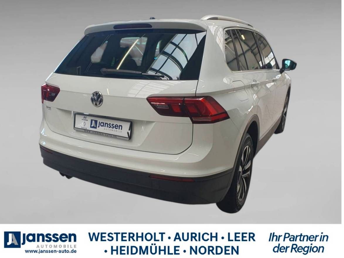 Fahrzeugabbildung Volkswagen VW Tiguan 4motion/Automatik/PDC/Navi/Sitzheizung