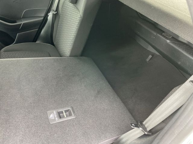 Fahrzeugabbildung Ford Fiesta 1.0 EcoBoost M-Hybrid, Titanium, Klimaanl