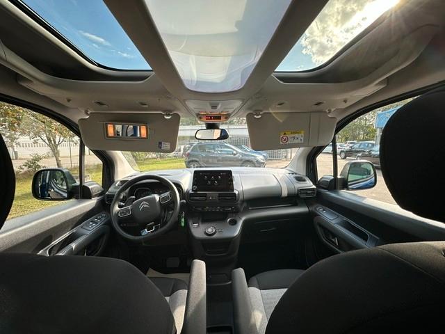 Citroën Berlingo Feel M/AHK/LED/Kamera/Panorama/Alu/PDC
