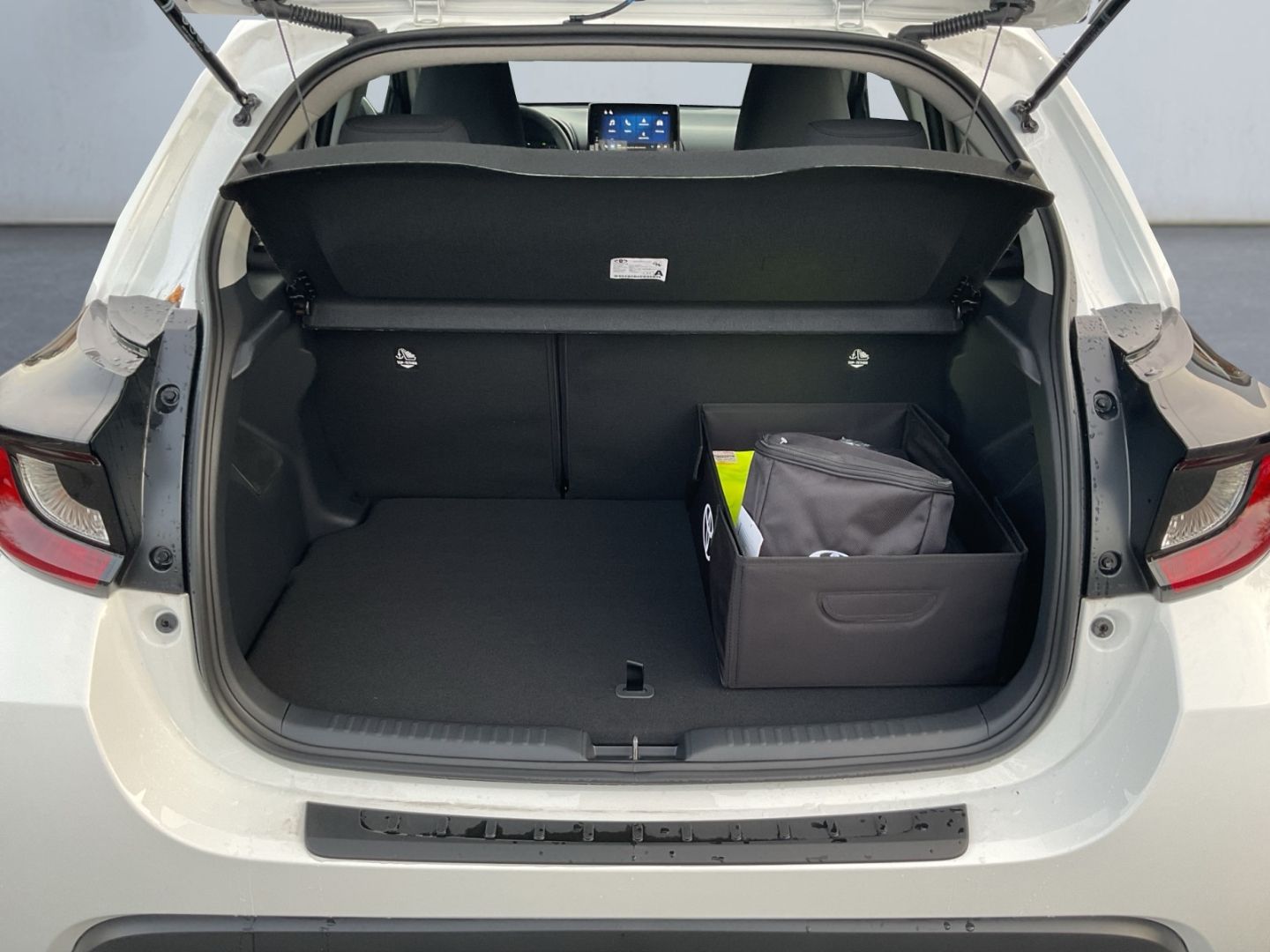 Toyota Yaris - Bild 16