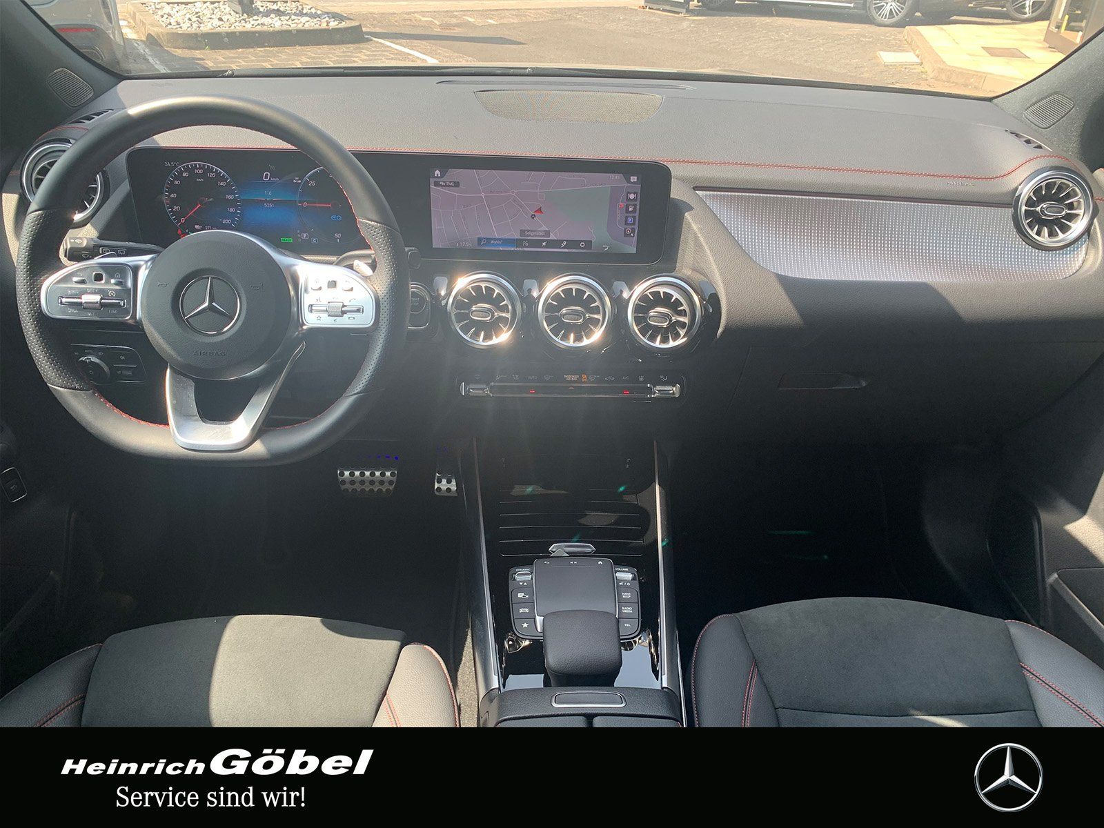 Fahrzeugabbildung Mercedes-Benz EQA 300 AMG Line 4Matic