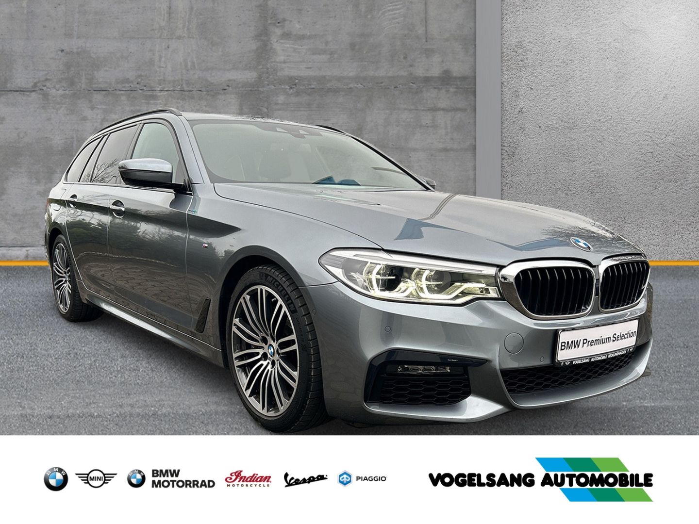 Fahrzeugabbildung BMW 540 i xDrive Touring M Sport Park-Assistent Head