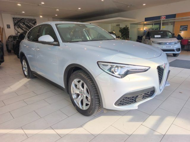 Alfa Romeo ALFA ROMEO Stelvio 2.2 d Q4 190 CV AT8 Navi Car  imagem 3