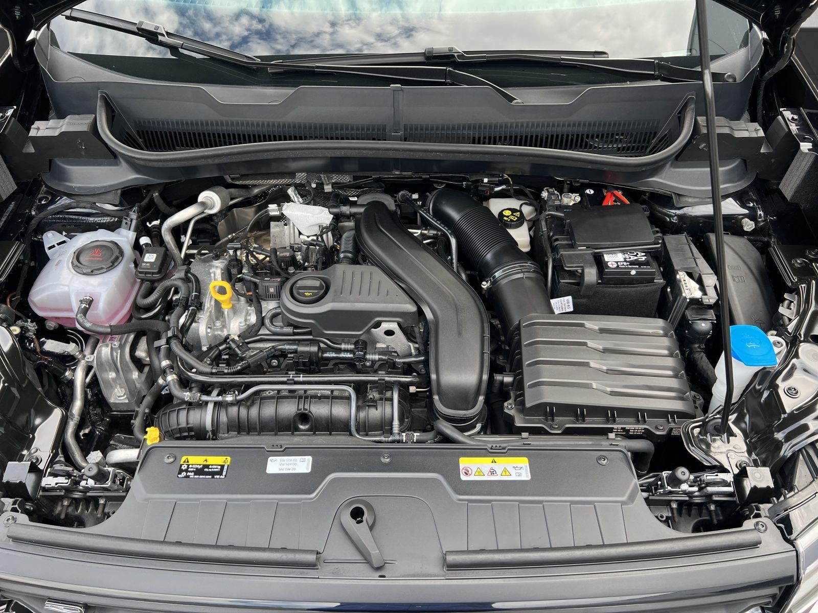 T-Cross R-Line 1.5 TSI DSG AHK*Navi*ACC