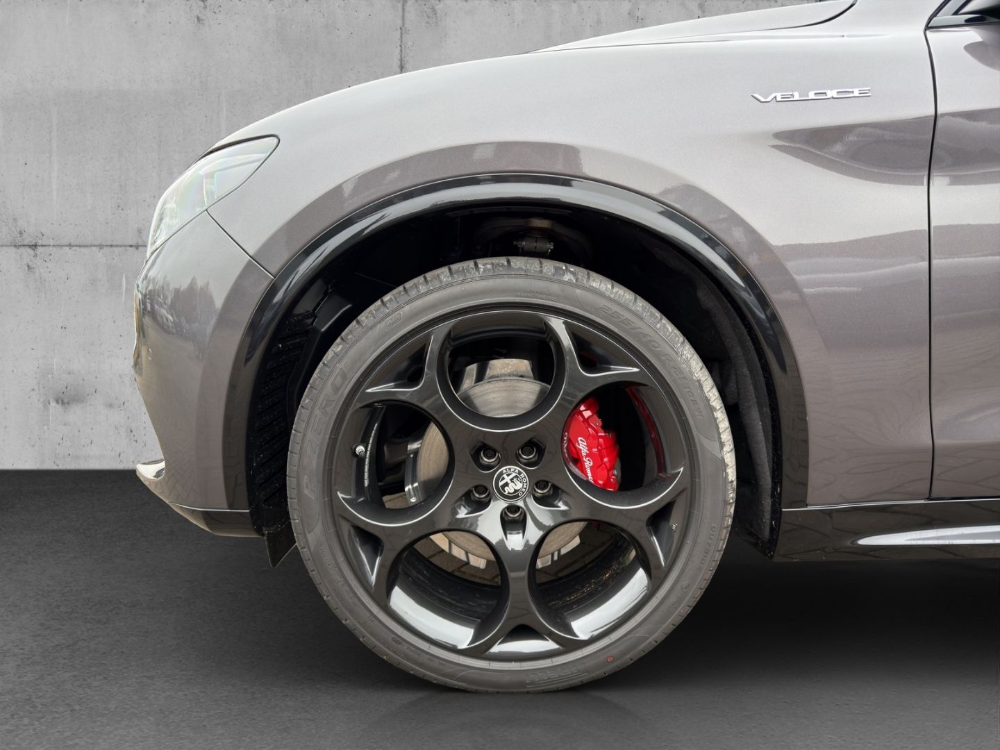 Alfa Romeo Stelvio - Bild 14