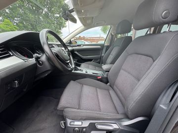 Volkswagen Passat Variant - 11
