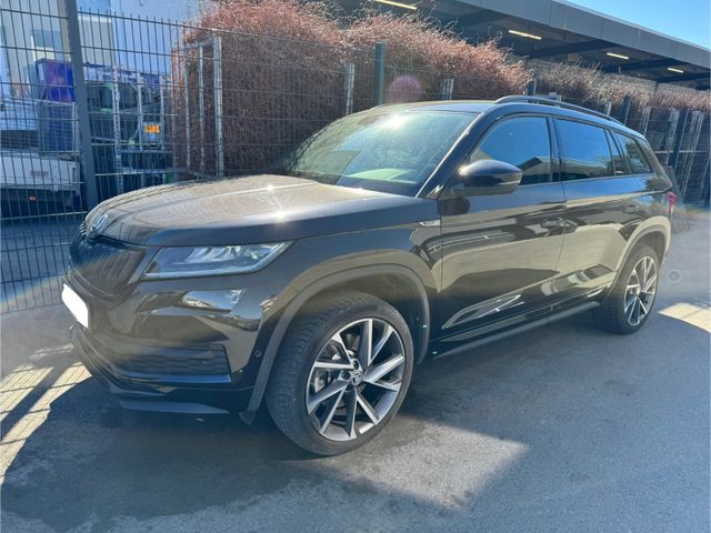 Skoda Kodiaq Sportline 4x4 7-Sitze Standh. Pano AHK