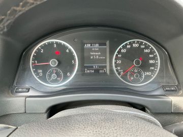 Volkswagen Tiguan - 11