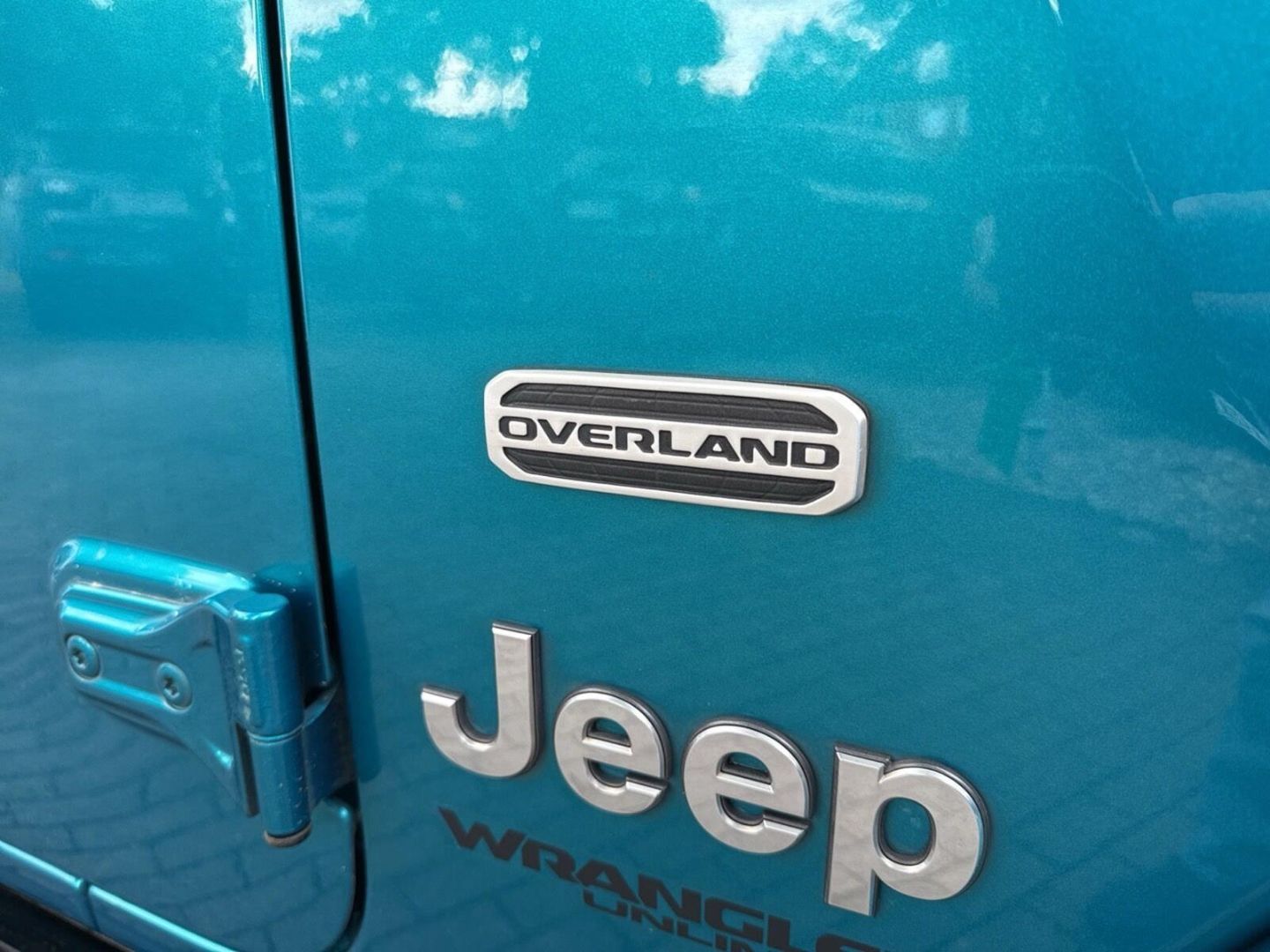 Fahrzeugabbildung Jeep Wrangler Sahara 2.2 CRDi - Umbau - Sky-One-Touch