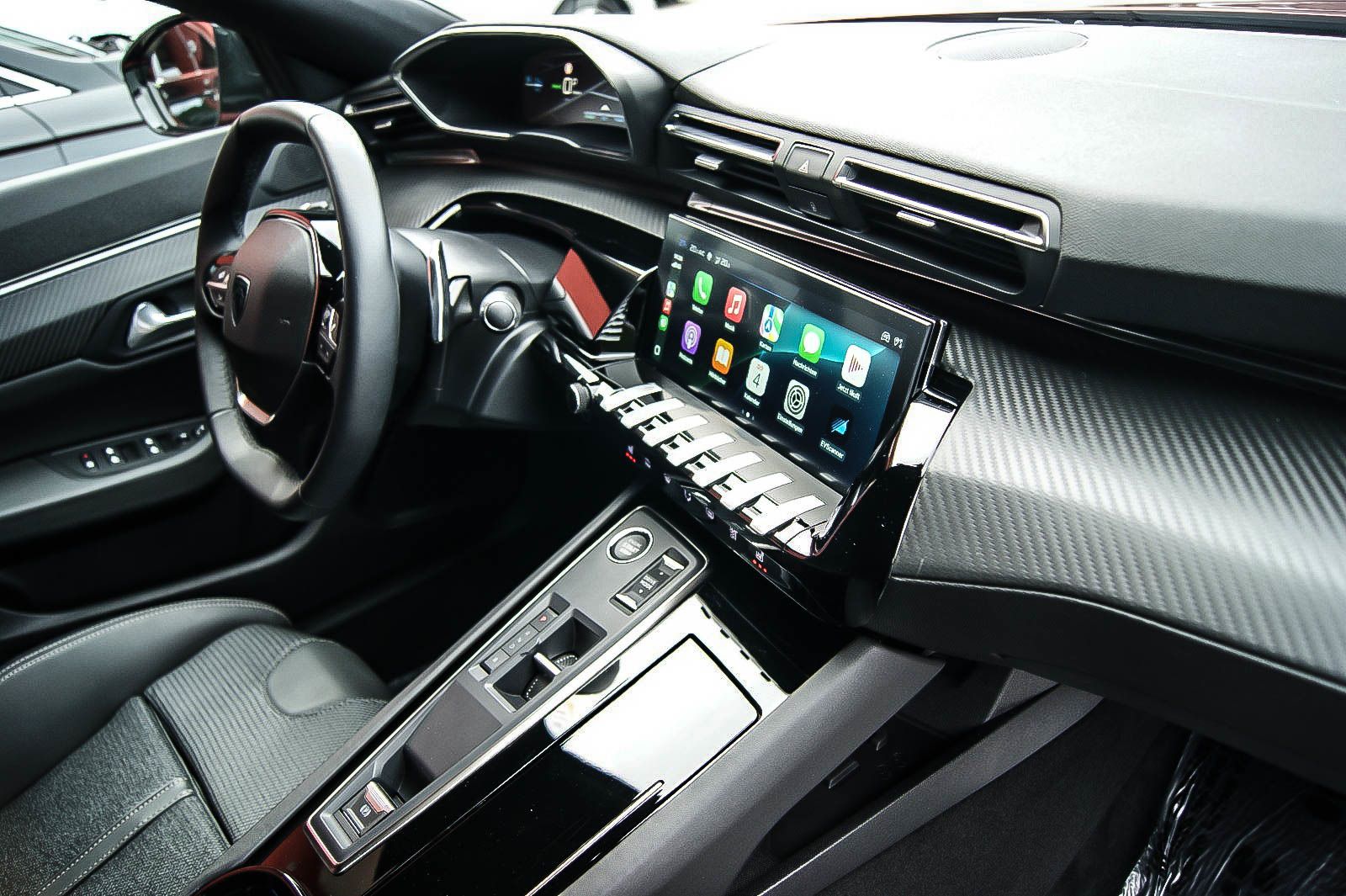 Fahrzeugabbildung Peugeot 508 SW Hybrid 225 Allure NEUES MODELL ANHZV LED