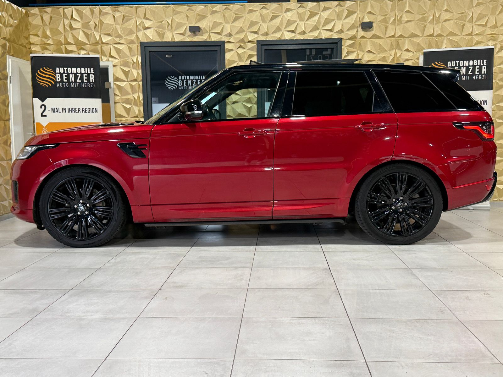 Fahrzeugabbildung Land Rover Sport HSE Dynamic D300/PANO/KAMERA/MERIDIAN
