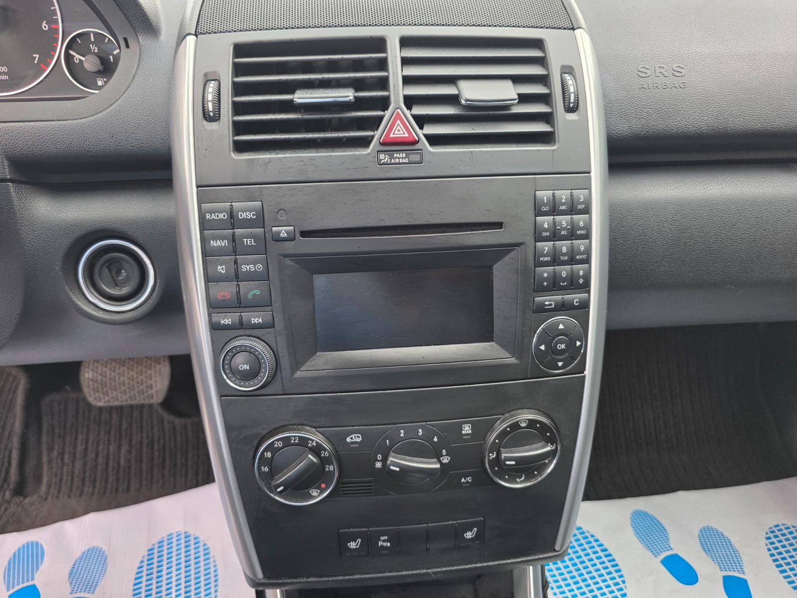 Mercedes-Benz A 180 AVANTGARDE Automatik*Navi*Leder*PDC*Sitzh.