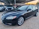 Jaguar XF 3.0 D V6 Luxury - gebrauchte Jaguar XF aus dem Jahr 2010