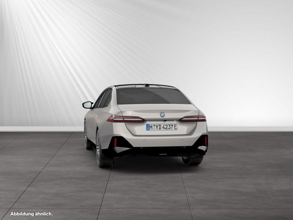 BMW i5 - Bild 9