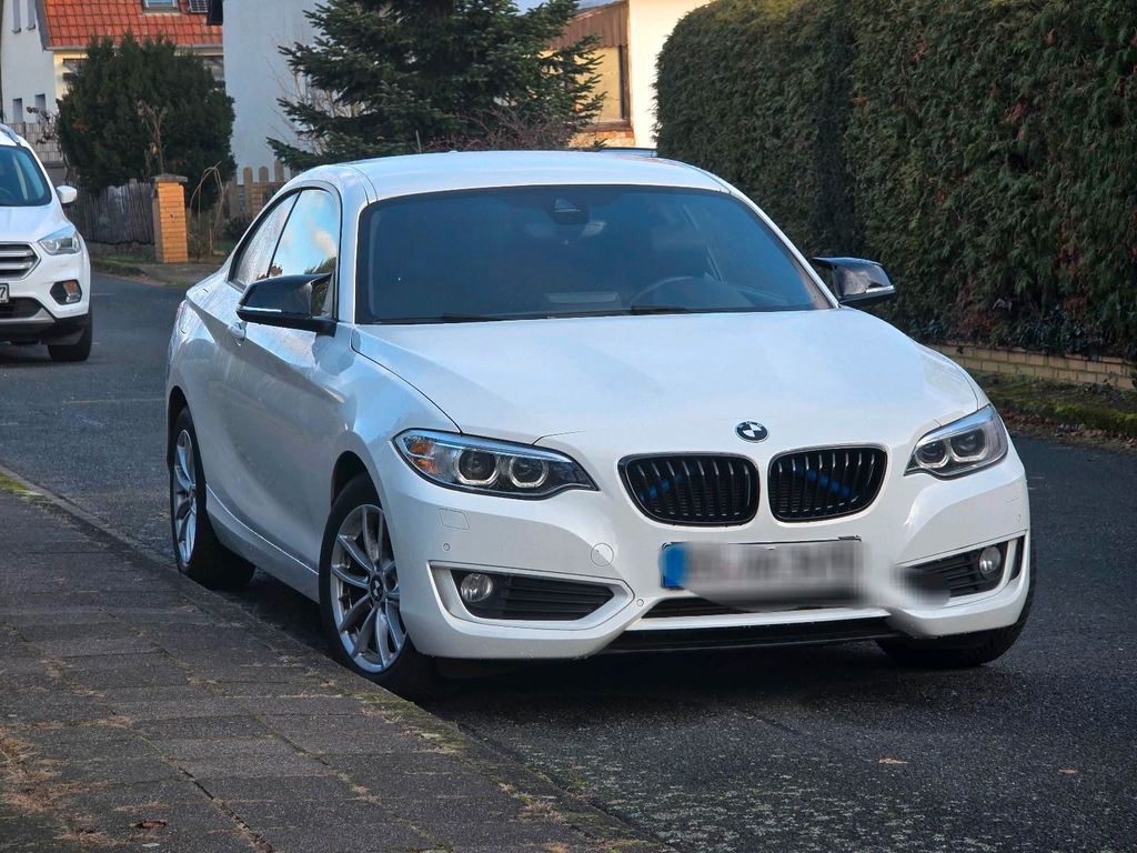 Image of BMW 218