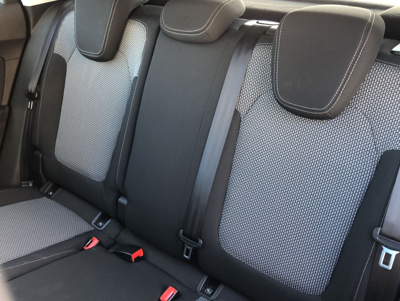 Fahrzeugabbildung Opel Grandland Edition