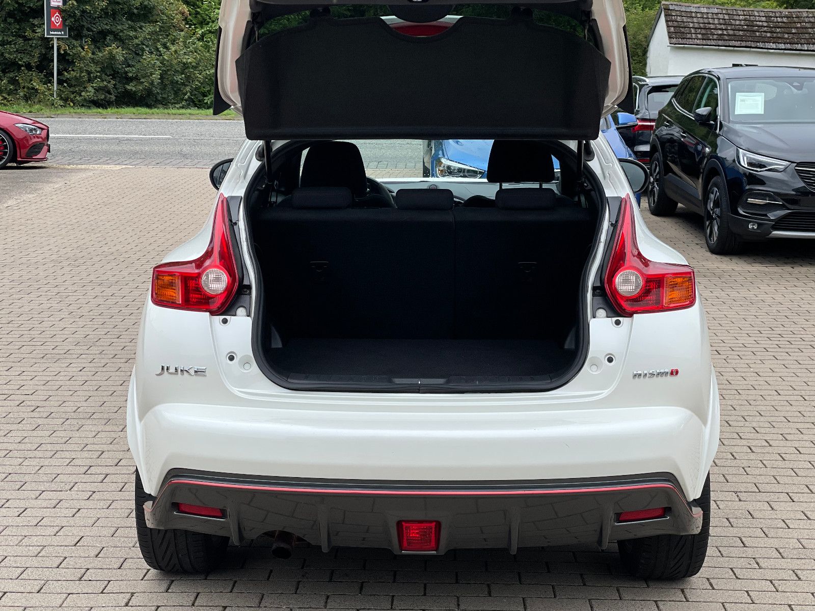 NISSAN Juke, 2014, Benzin, 200 PS