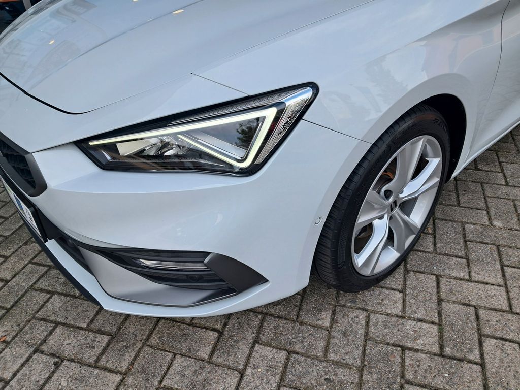 SEAT Leon SP Kombi FR 1.5 eTSI Kamera Navi LED - Bild 4