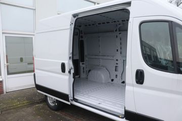 Fotografie des Opel Movano 2.2 BlueHDi L2H2 S&S