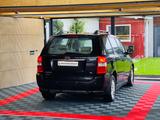 Kia Carnival Behindertengerecht-Aktivfahrer - Kia Carnival: Van