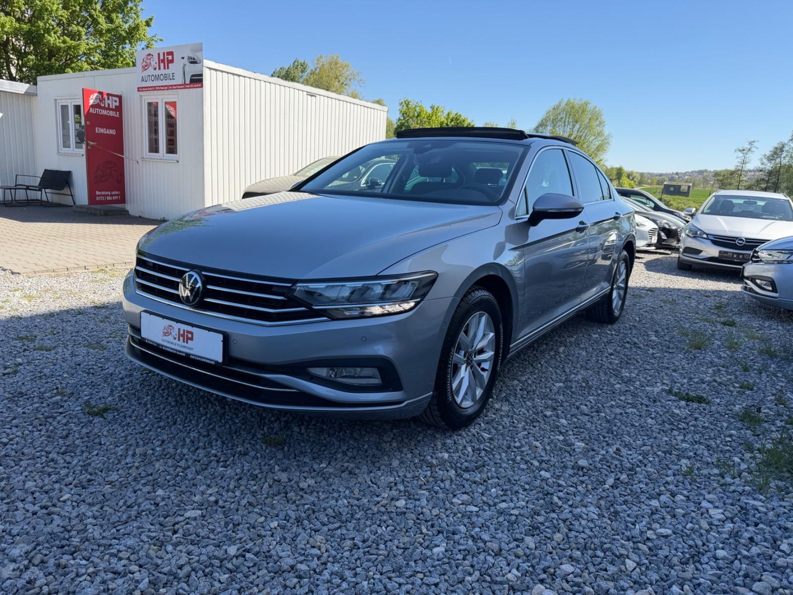 Volkswagen Passat Lim. 2.0 Business/1.Hand/Panorama/ACC