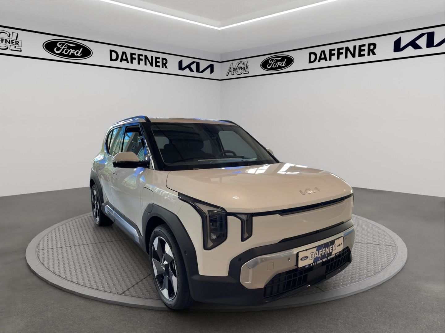 Fahrzeugabbildung Kia EV2 108 kW Earth Navi LED Harman/Kardon Tempomat