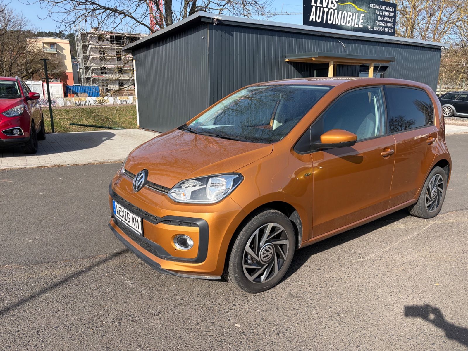 VW up