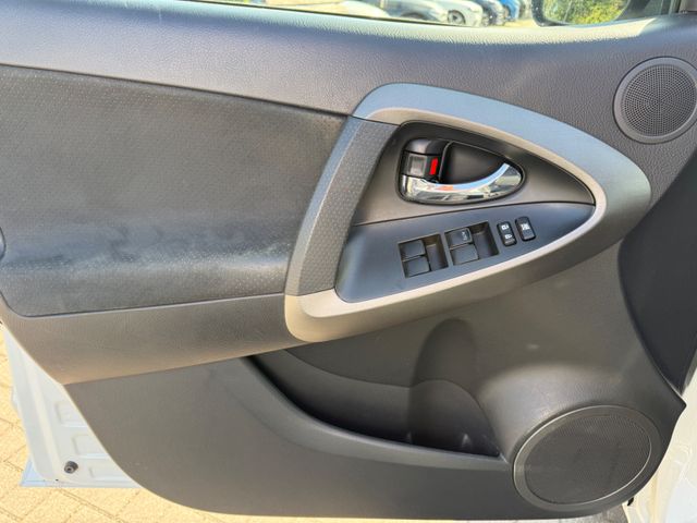 Toyota RAV 4 Life