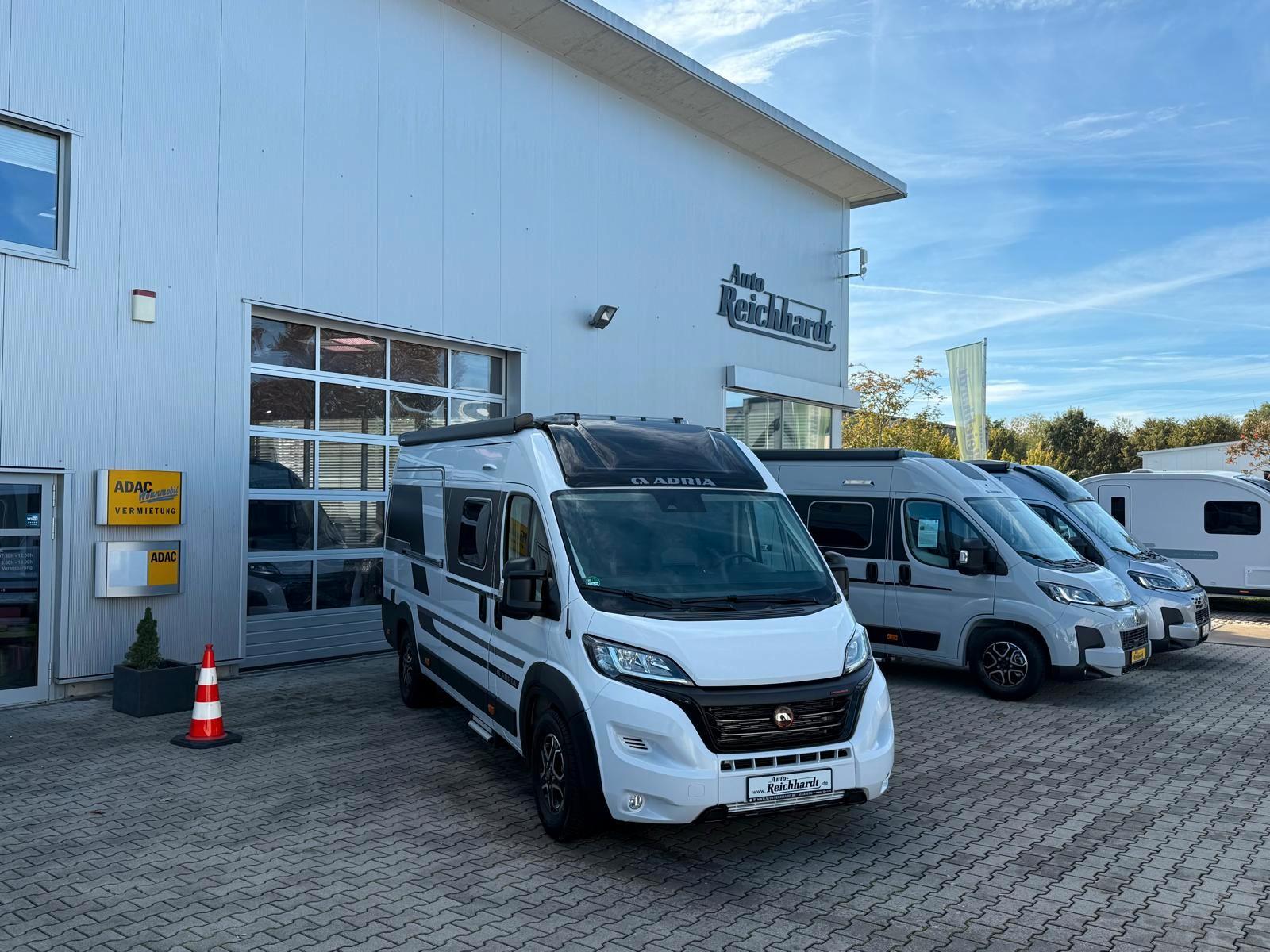 Adria Twin Supreme 640 SPB Familiy