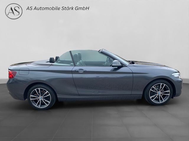 Fahrzeugabbildung BMW 220d Cabrio Sport Line+Adaptive LED+Navi+Leder