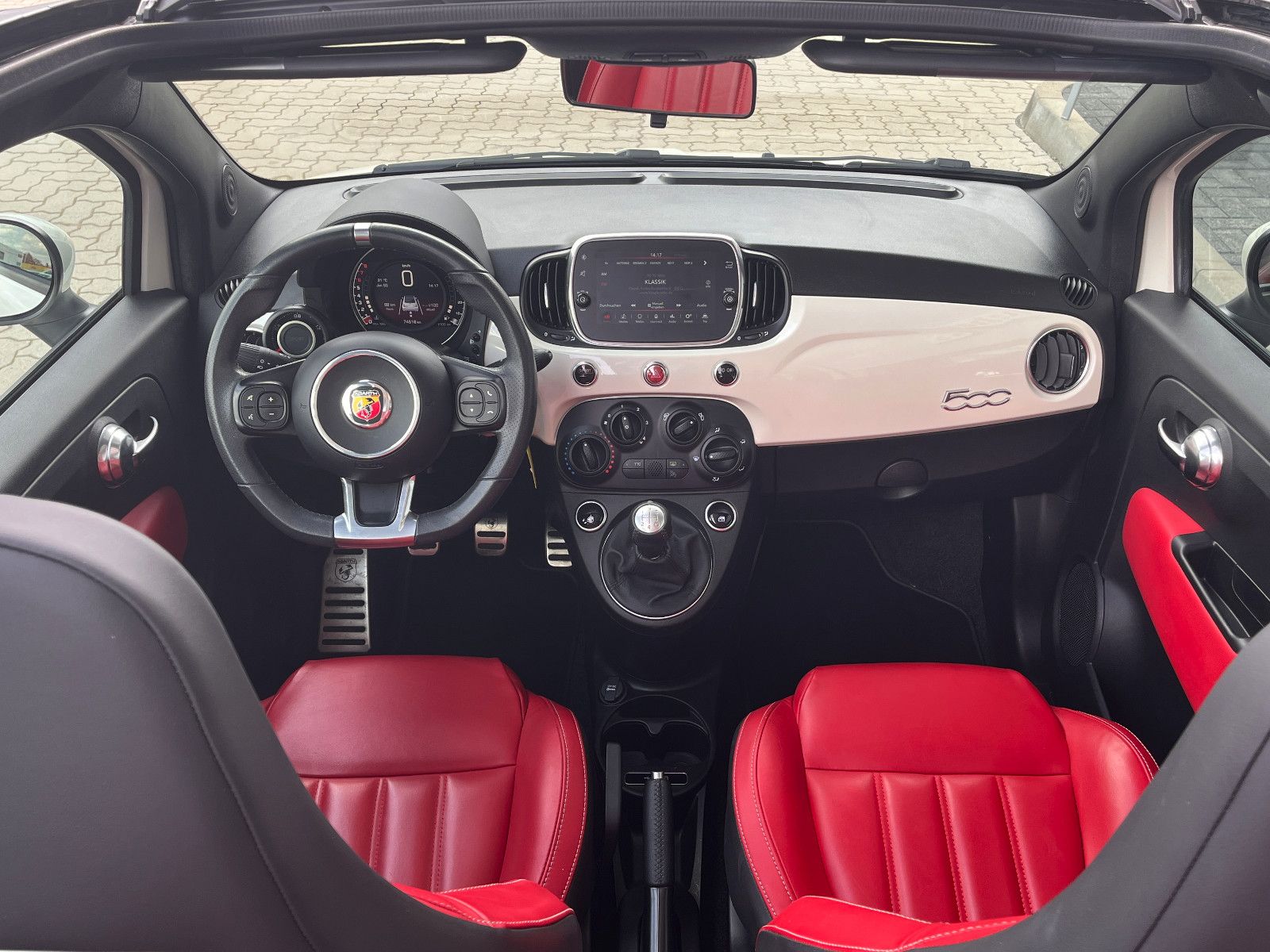 Fahrzeugabbildung Abarth 500 Cabrio 595 "70th Anniversary" 1.4 Turbo