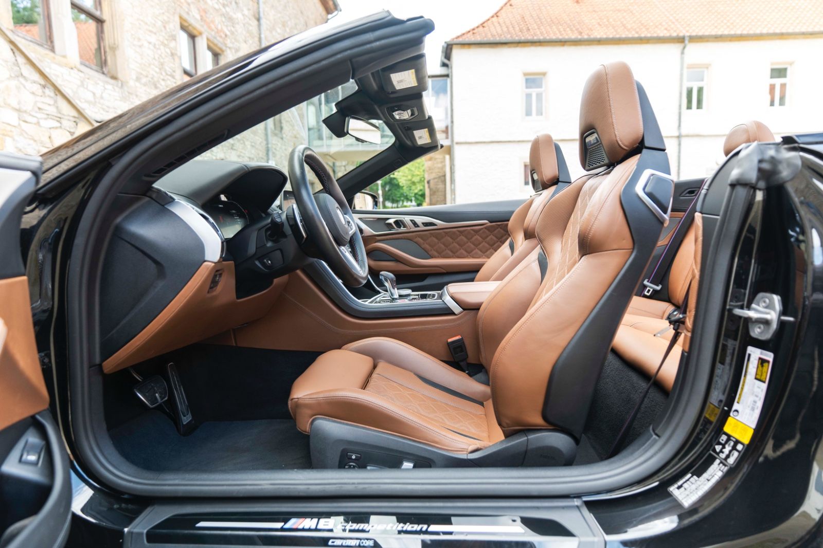 Fahrzeugabbildung BMW M8 Cabrio Competition LASERLICHT HUD H&K 360° M