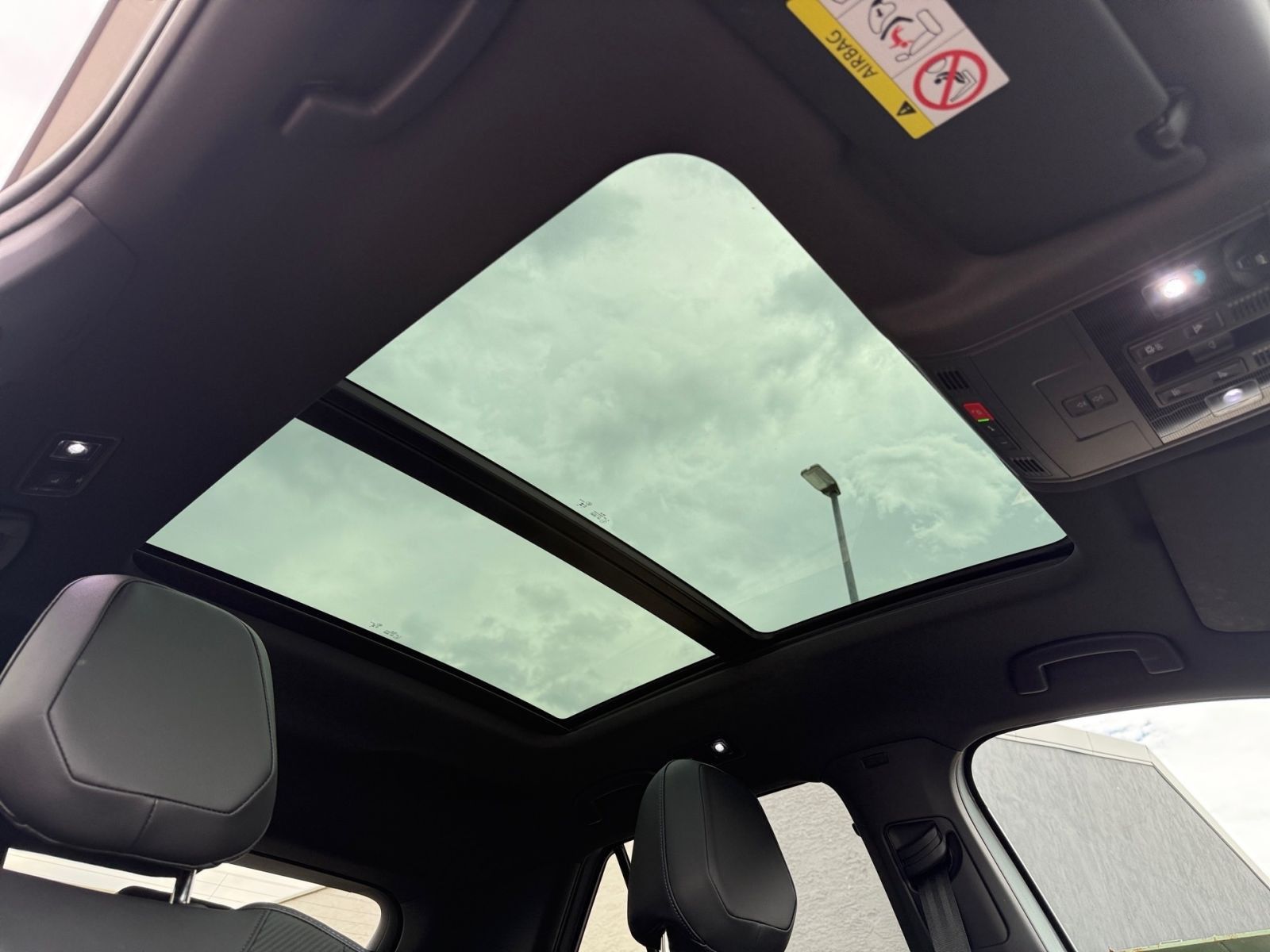 Volkswagen T-Roc - Bild 13