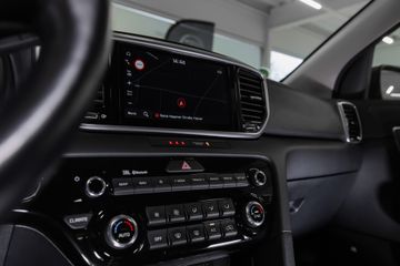 Bild 15 Kia Sportage 1,6 T-GDi Black Ed. 4WD AHK Navi Leder