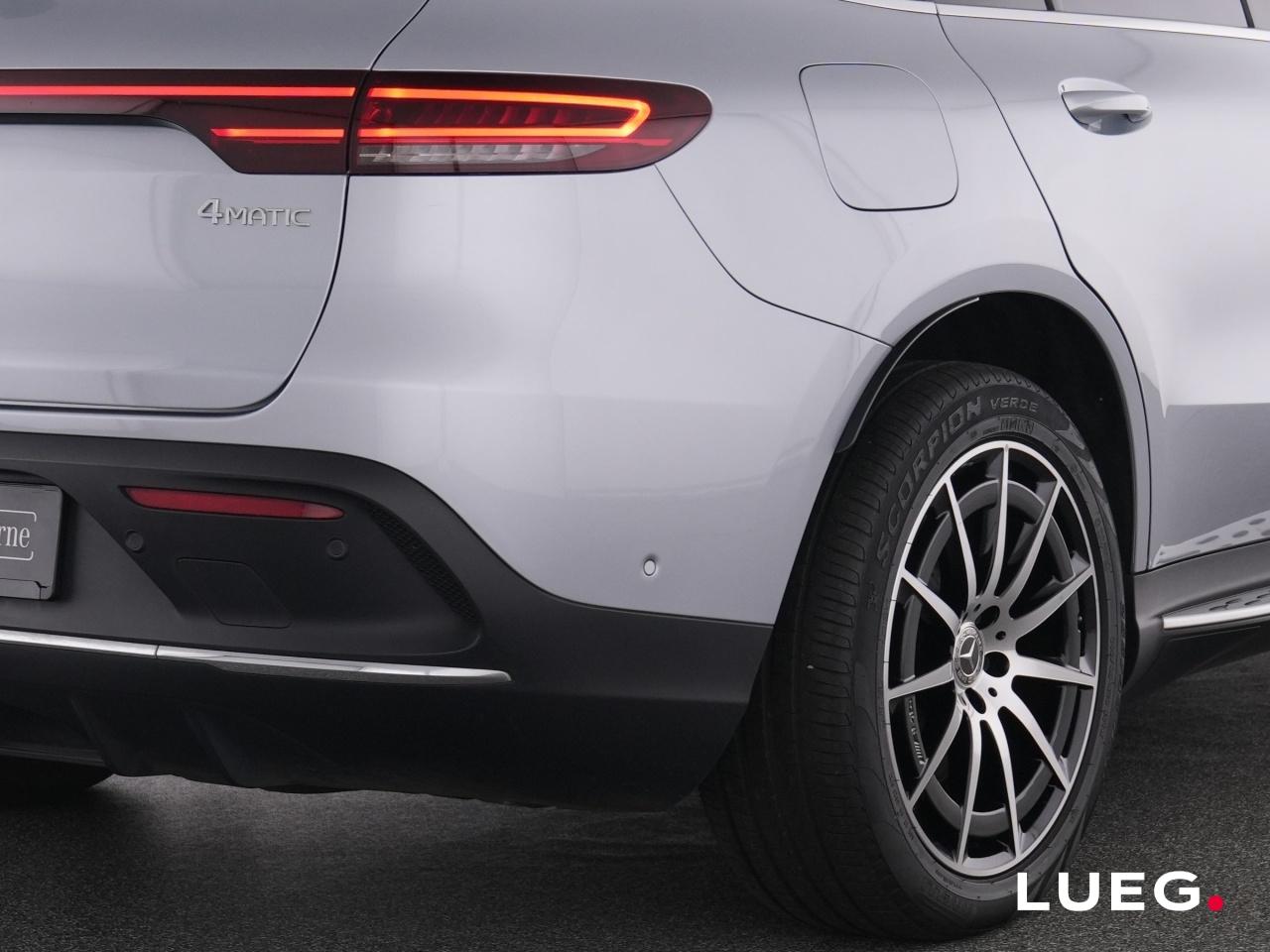 Mercedes-Benz EQC 400 4M AMG+MBeam+Dist+Kamera+EHeck+Sound+PTS