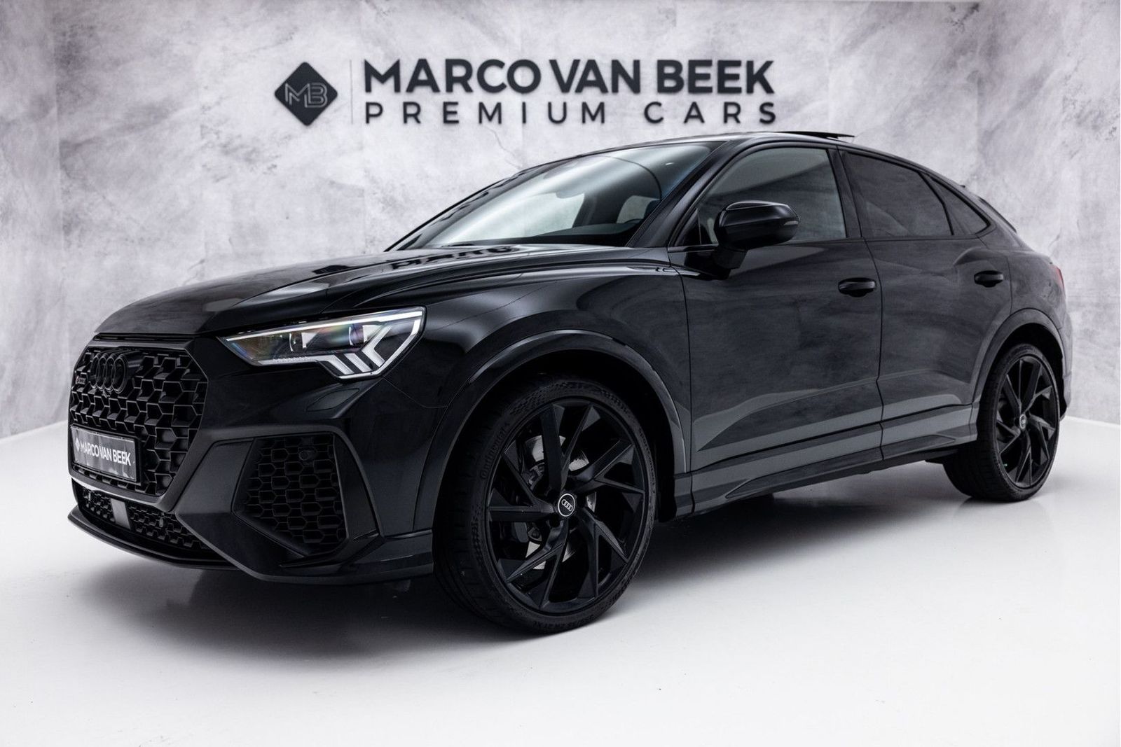 Audi RSQ3 Sportback 2.5 TFSI | Pano | 21" | RS Stoel