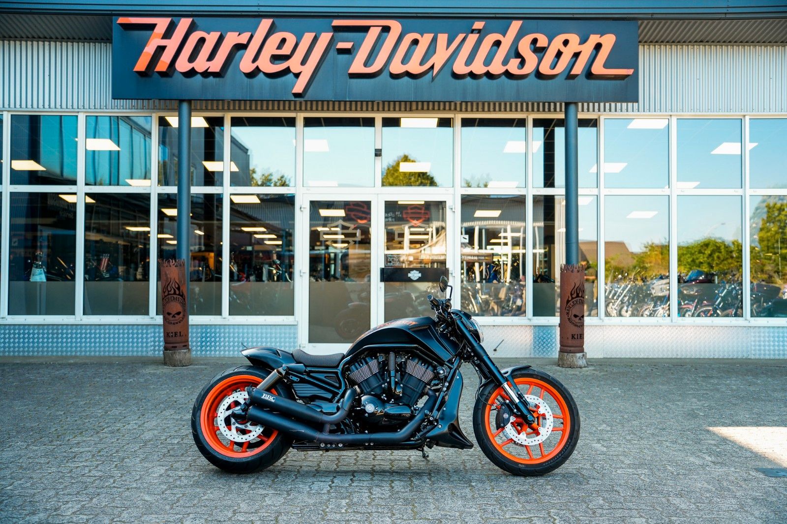 Fahrzeugabbildung Harley-Davidson VRSDCX Night Rod Special - BBC Dragbar AIRRIDE